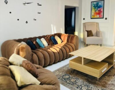 Bright 2-bedroom Apartment with open style kitchen | Ologolo, Lekki (Inverter)
